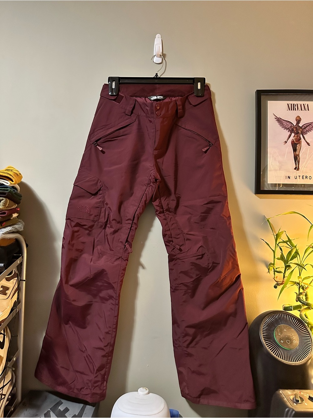 The North Face Women's Cargo Snow Pants - Burgundy